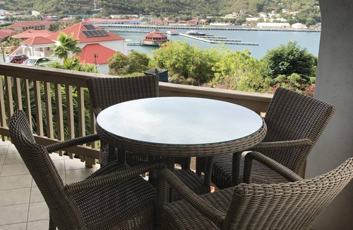 Estate Kings Quarter Condo | America's Paradise is Just a Click Away!