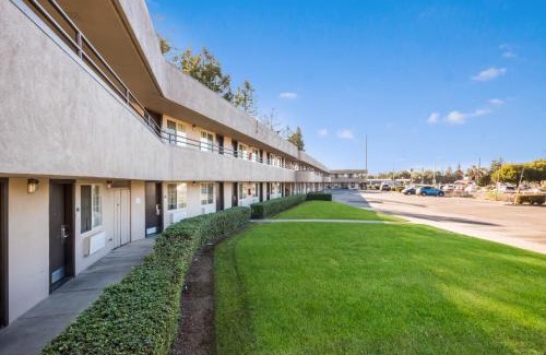 Santa Rosa Hotel | Americas Best Value Inn Santa Rosa