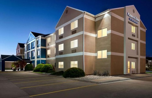 Appleton Hotel | AmericInn by Wyndham Appleton West