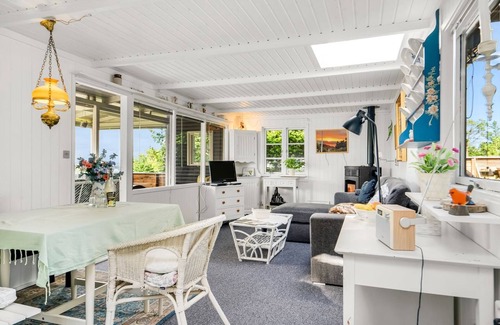 Remmer Strand House | "Amila" - 200m to the inlet by Interhome