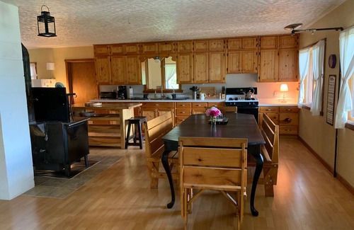 Rexford House | Amish Built Home in West Kootenai, MT - Near Lake Koocanusa, Rexford & Eureka
