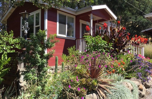 Santa Rosa House | ~AMITABHA~ Wine Country Cottage! Perfectly Located in Santa Rosa