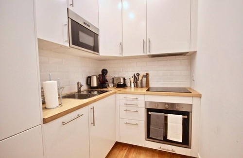 Penha de Franca Apartment | Amomum Apartment, AC, Wifi!New!