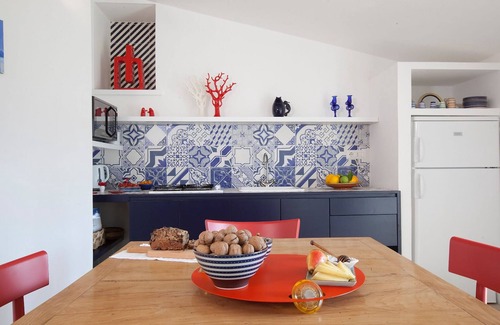 Sant'Agnello Apartment | AMORE RENTALS - Casa Iommart with Private Terrace, Air Conditioning and Internet Wi-Fi