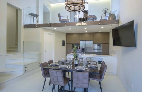 Panzano in Chianti Villa | AMORE RENTALS - Villa Bacci with Indoor Heated Pool, Garden, Terraces and Parking