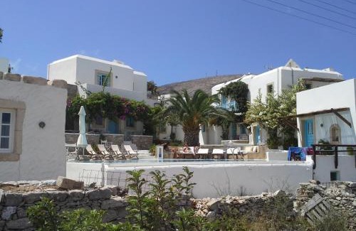 Chora Folegandros Hotel | Ampelos