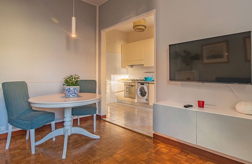 Alassio Apartment | Ampio appartamento vicino al mare con una grande terrazza solarium.