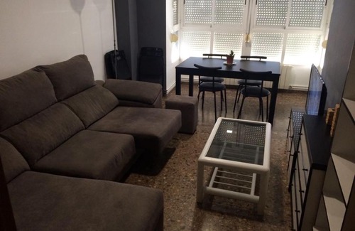 Jesus Apartment | Amplio y Comodo Apartamento con parking