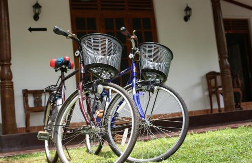Anuradhapura Bed & Breakfast | Amsterdam Tourist Rest