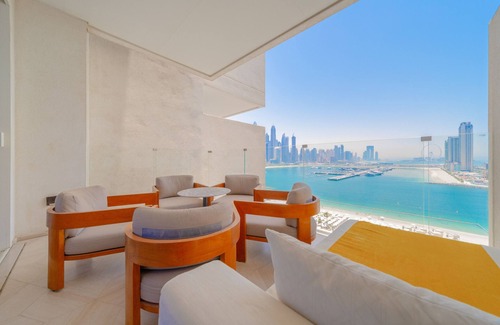 Palm Jumeirah Apartment | Amusing 2BR with Sea view at FIVE Palm