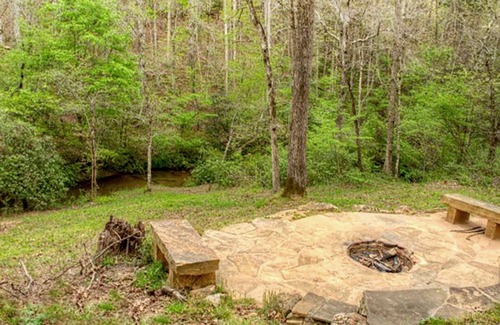 Clarkesville Cabin | Amy's Creek 1 - Dog Friendly Cabin with Creekside Views and Covered Deck