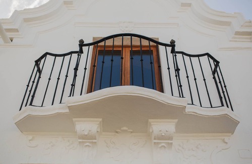 Villalba de los Barros House | An 18th century villa with renovated spirit
