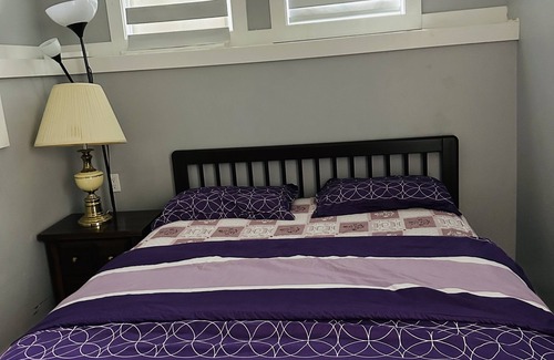 Mission Condo | An adorable 2 BR suite with own kitchen & laundry