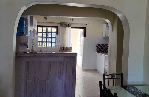 Narok Cottage | An affordable way to visit Masai Mara, stay in our cottage and enjoy.