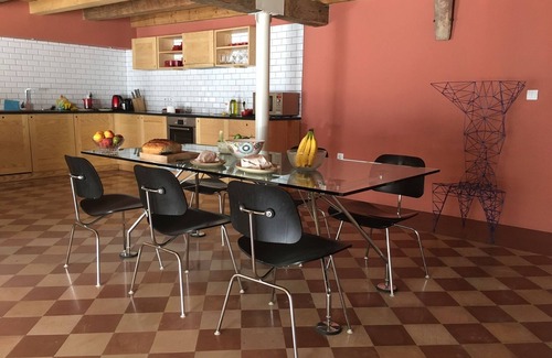 Muo Villa | An ancient stone house 4 meters from the sea and a walk to Kotor.