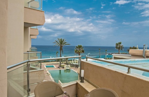 Protaras Cottage | An apartment that sleeps 6 guests in 3 bedrooms