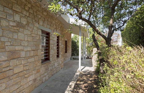 Anavyssos Villa | An architect's masonry house,Anavyssos, Attica, with view to Aghios Nikolaos be