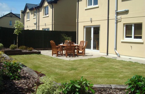 Pairc Na Gloine House | An ardmullen 4 bed that sleeps 8 guests in 4 bedrooms