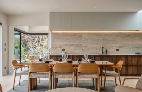 Britannia Heights House | An executive home with stunning ocean views close to Nelson city