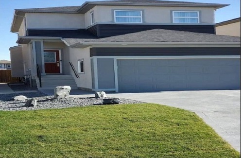 Winnipeg House | An Extremely Awesome House