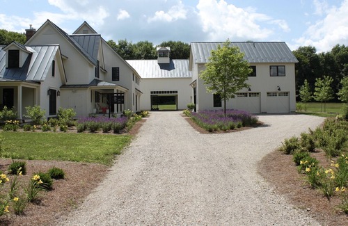 Middlebury - Warren House | An Idyllic Vermont Experience Minutes from Middlebury College!