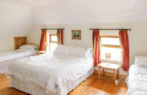 County Cavan House | An Maide Bán, Cootehill