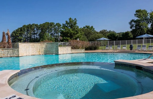 Flint Apartment | An oasis getaway in North Texas - 2BD /2BA with kitchen