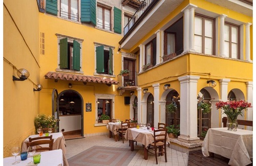 Caprino Veronese Hotel | an old locanda that is an italian landmark ... about 200 years old "DOUBLE 2"