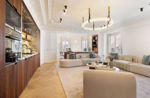 Madeleine Apartment | An Outstanding 5-BR/4BA Duplex with Services in La Madeleine- Opéra