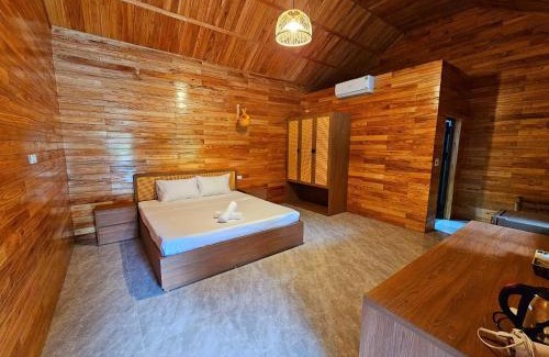 Hoa Lu Cabin | An Riverside Ecolodge