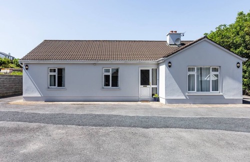 Lahinch House | An Rua (500m to Lahinch Beach), An Rua - 15 min walk to Lahinch Golf Club