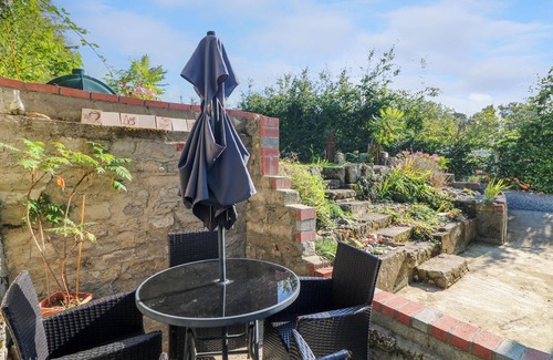 Bunclody Cottage | AN TEACH BAN, pet friendly in Bunclody, County Wexford
