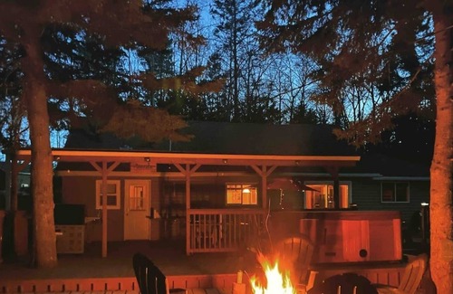 Wasagaming House | Ananda "Bliss" - Cabin at Clear Lake - RMNP