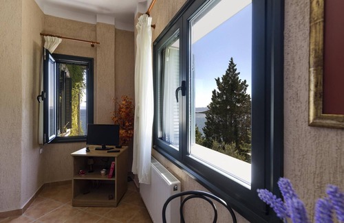 Pella Region Villa | Ananda Spa Villa in Nies