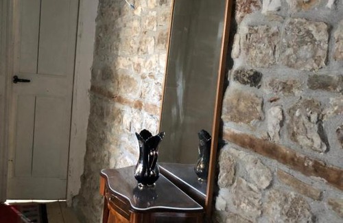 Berat House | Anastas Guesthouse