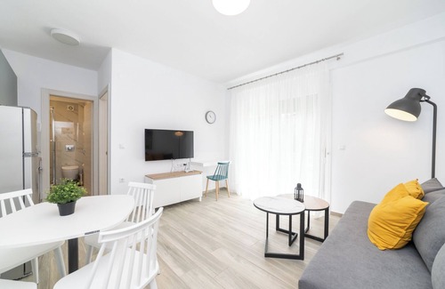 Paralia Ofryniou Apartment | Anastasia Residential Complex-One-Bedroom Apartment with Pool Access