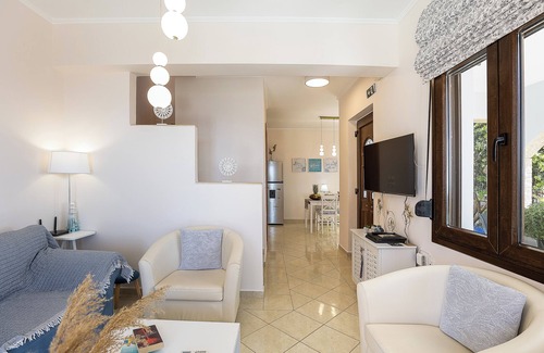 Agios Vasileios Villa | Anastasia Villa, Libyan SeaViews with Heated Pool