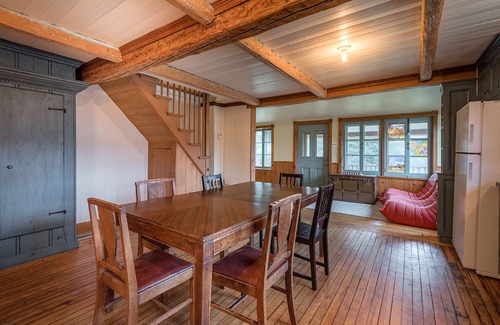Mandeville Cottage | Ancestral Wooden Chalet - St-Gabriel de Brandon