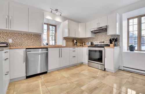 Paroisse Saint-Ignace de Loyola House | Ancestrale A few minutes to downtown Quebec city (#294363)