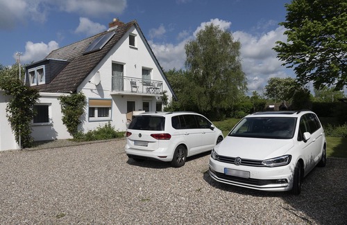 Dahme Apartment | Anchor apartment with balcony at Strandhaus Bornhausen in Dahme