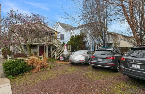 Annapolis Apartment | Anchor's Away in the Heart of Eastport!