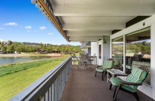 Dillon Apartment | Anchorage West Condos Building 10 Unit 105