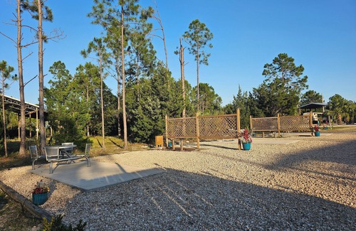 Salem RV Rental | Anchors Out RV Campground - Gulf Fishing in Keaton Beach & Steinhatchee, FL.