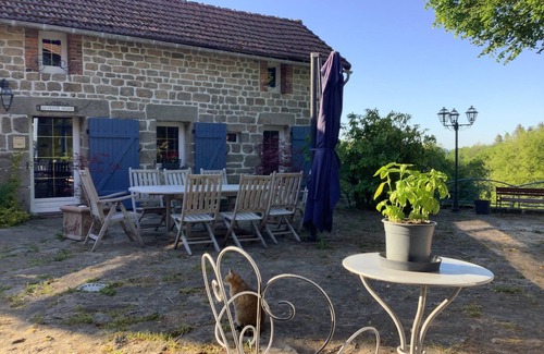Chatelus-le-Marcheix Cottage | Ancienne Bergerie en Pleine Nature