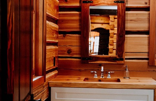Pemberton Ski Chalet | Ancient Cedars Lodge
