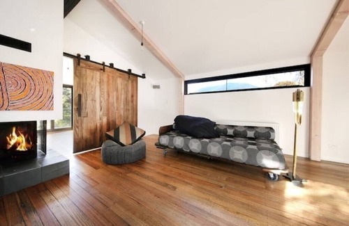 Warburton House | Ancient Future Style at Warby-sabi