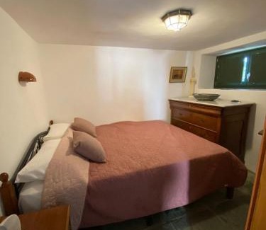 Apollonia House | ANCIENT MEROPIA - ARTEMIS, Traditional House- Family, Apollonia
