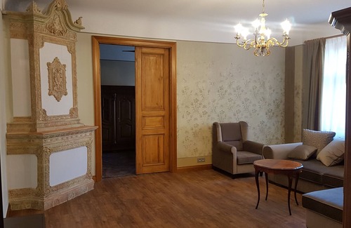 Maskavas Forstate Apartment | Ancient Storie's AP 65sqm Renovated Free parking