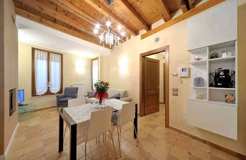 Salo Apartment | Ancient theater in the center
