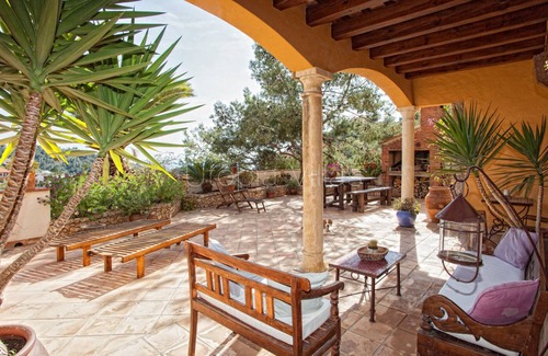 Quint Mar Villa | Andalusian style luxury villa with sea vues in Sitges, Barcelona